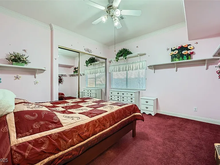 8748 Castle Hill Ave — Photo 22