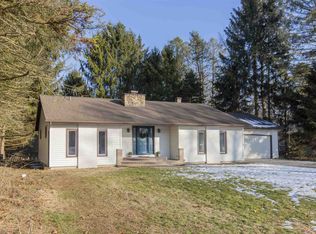 50900 Country Knolls Dr, Granger, IN