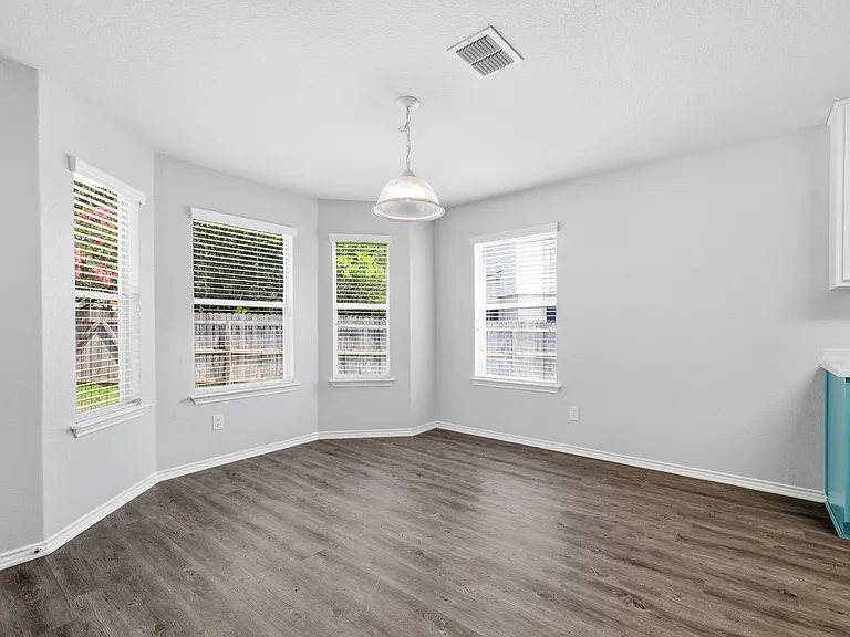 11102 Dewberry Fld — Photo 6