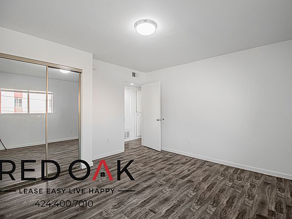 2nd image of 1341 W 37th Pl #203