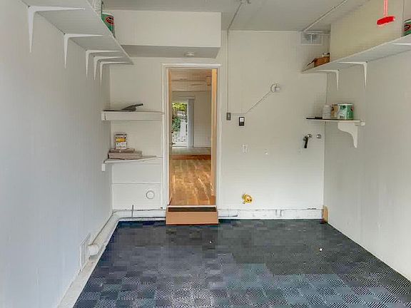 4th image of 33936 Alcazar Dr