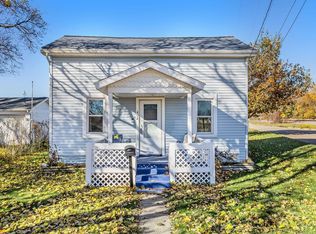 402 S Mulberry St, Marshall, MI 49068