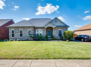 10106 Twilight Dr, Louisville, KY 40272