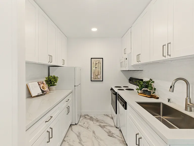 67 Brookwood Rd #10 — Photo 11