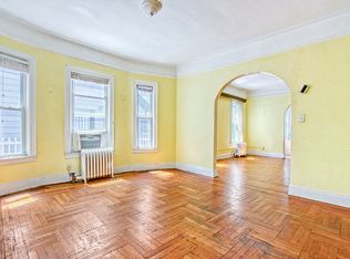 523 E 5th St #1, Brooklyn, NY 11218