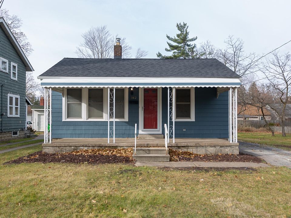 1st image of 162 Vanda Ave