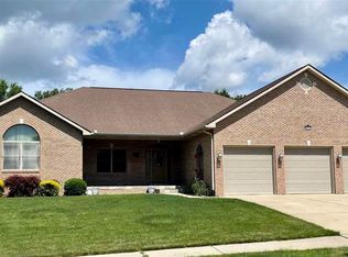 5515 Bison Ln, Terre Haute, IN 47802