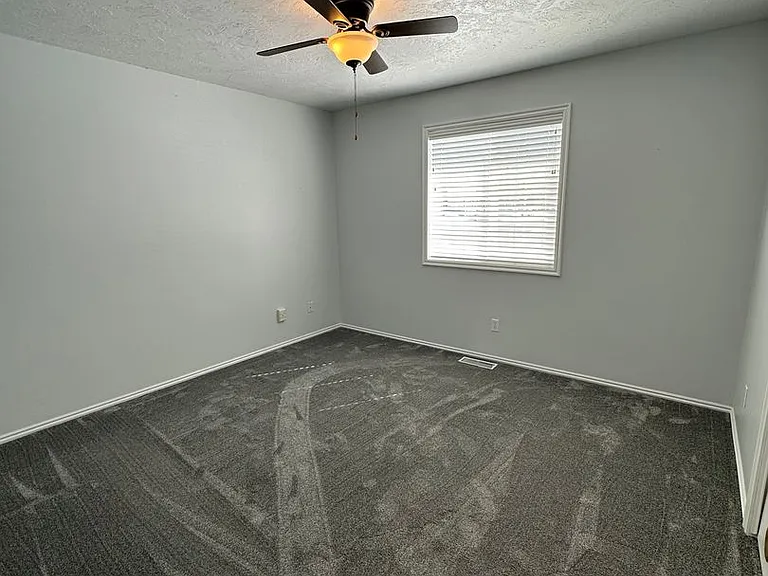 723 Laleene Dr — Photo 18