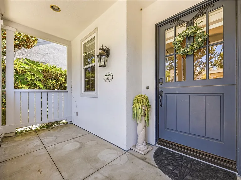 56 Turnbury Ln — Photo 7