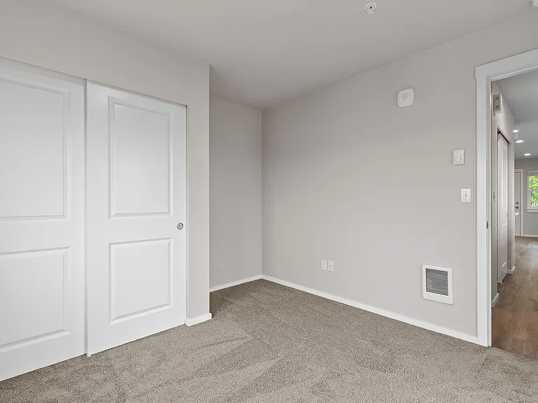 Yakima Apartments — Photo 6