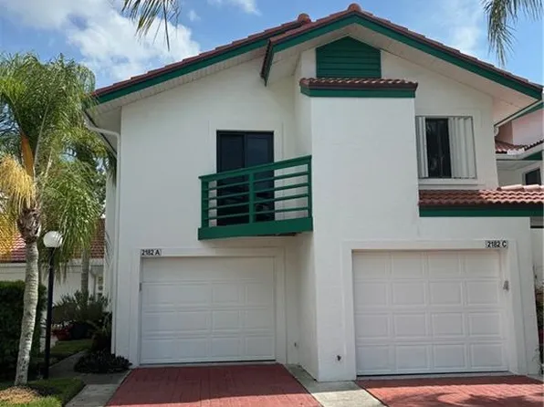 2182 Anchorage Ln APT A, Naples, FL 34104