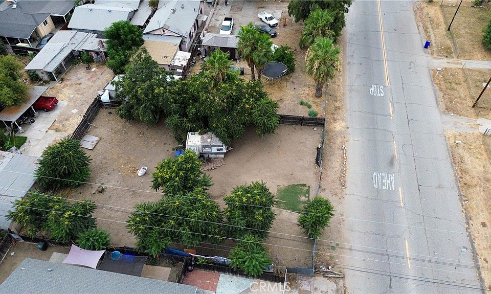 1st image of 0 4th St #1
