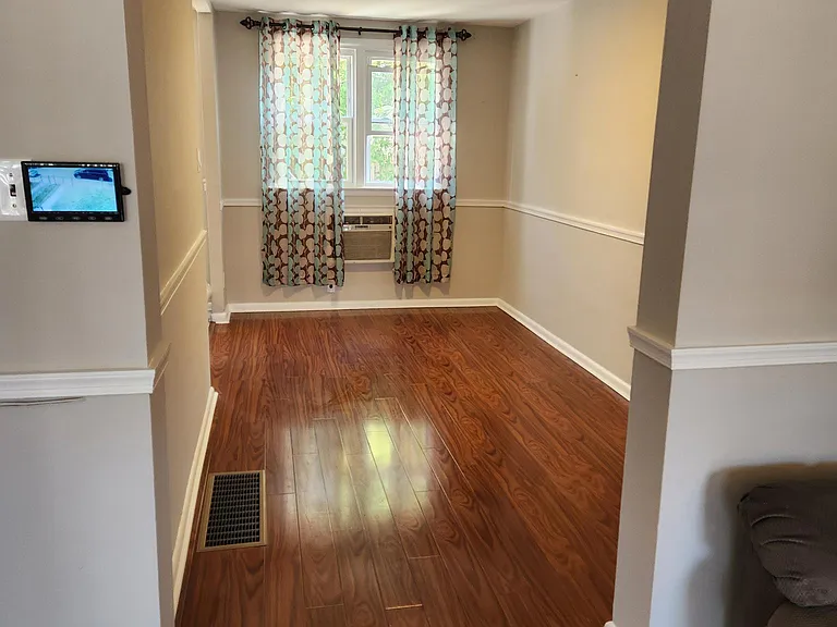 4431 Tolbut St — Photo 5