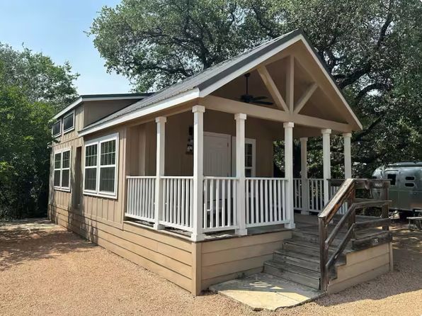 5220 Hudson Bend Rd #A35