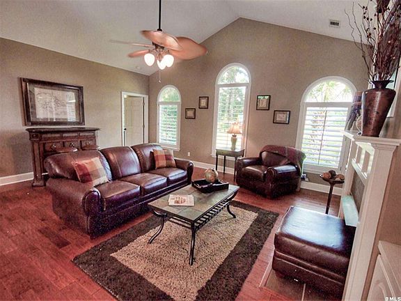 3rd image of 23 Dolphin Point Drive