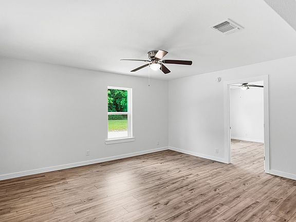 3rd image of 108 N Main St