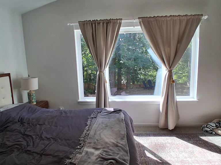 471 E Parkway Blvd — Photo 17