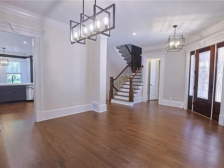1294 Lenox Park Blvd — Photo 7