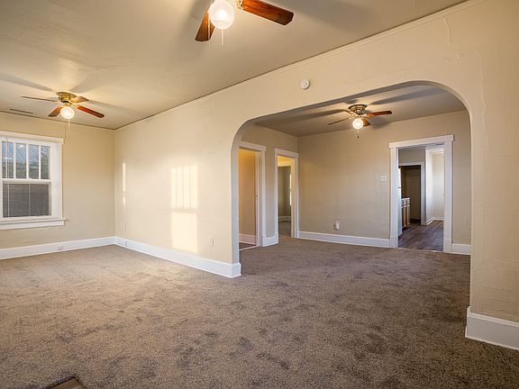 4th image of 309 Cornell Dr SE