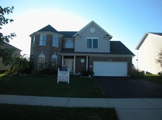 911 Butterfield Cir W, Shorewood, IL 60404