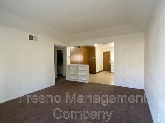 4th image of 1063 W Cornell Ave