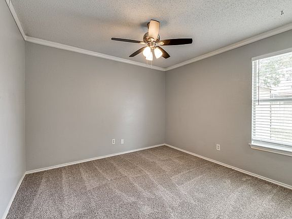 4th image of 5008 Mill Creek Trl