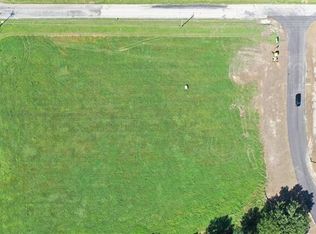 14390 Cattle Ranch Dr, Smithville, MO 64089