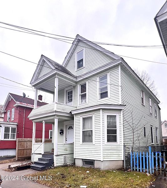 3rd image of 962 Strong Street