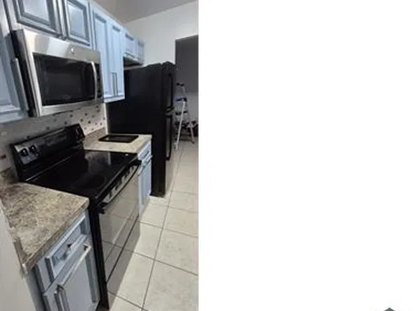 2926 NW 55th Ave, Lauderhill, FL