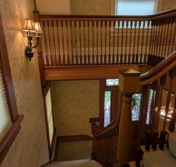212 Chestnut Ave NE — Photo 32