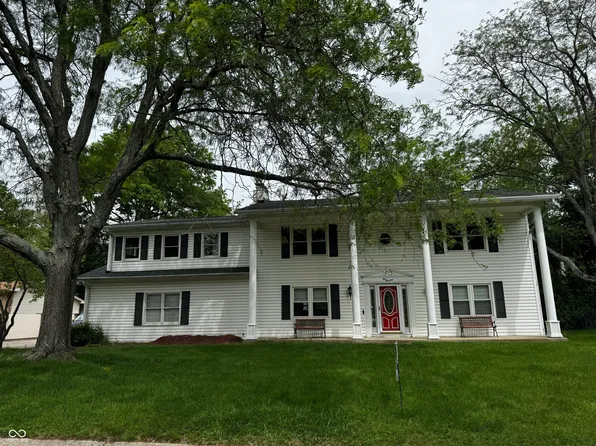 1000 Leisure Ln, Greenwood, IN 46142
