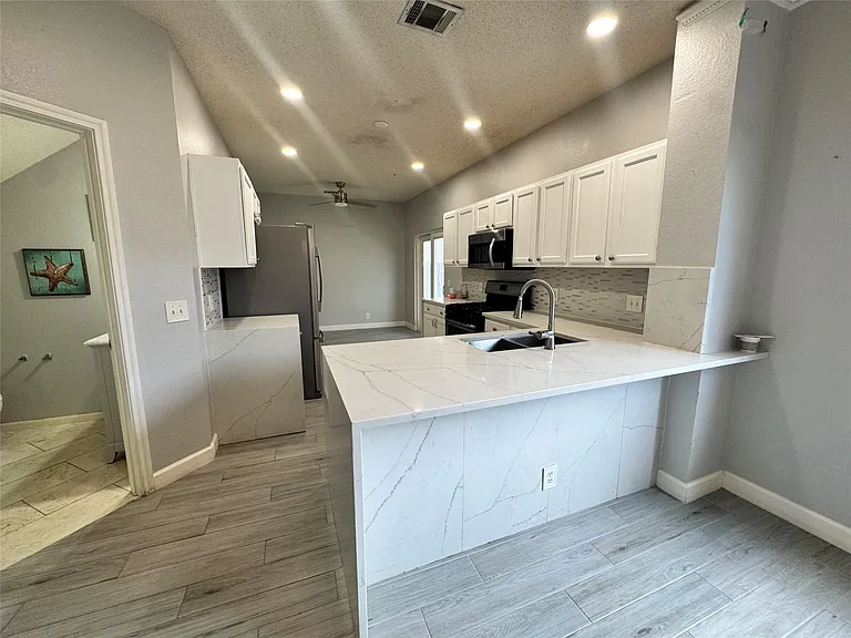 1616 War Horse Ln — Photo 4