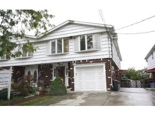 Sold by Bergen Basin Real Estate | media 3