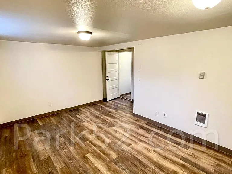 401 North M St #C — Photo 4