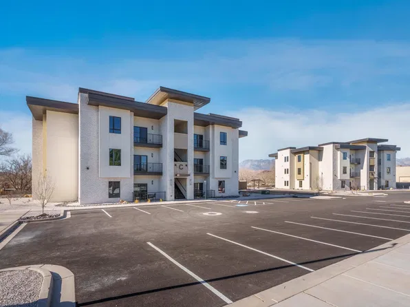 Mountain View Apartments