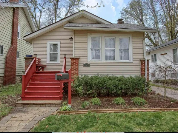 736 Gardenia Ave, Royal Oak, MI 48067