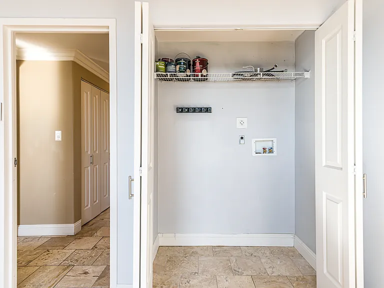 700 E 8th St #16-O — Photo 12