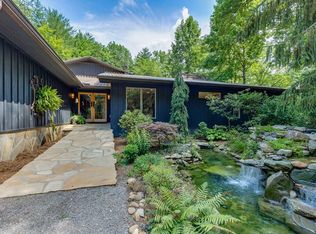 1361 Sanderstown Rd, Franklin, NC 28734