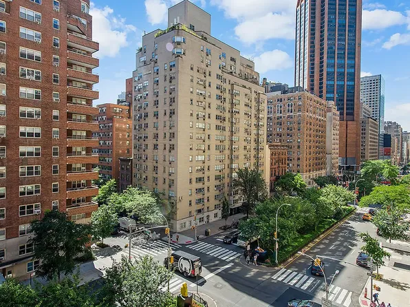 40 Park Avenue image 11 of 13