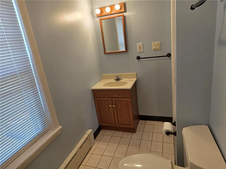 5166 Springmill Rd — Photo 15
