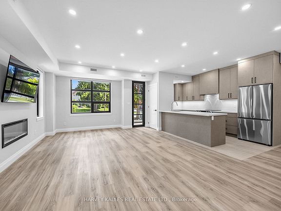 3rd image of 102 Shaver Ave N #1
