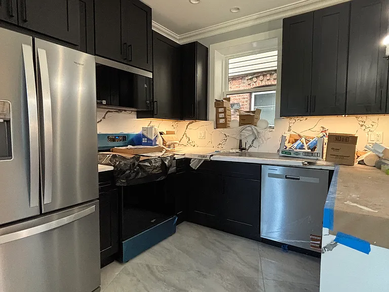 713 W 19th Pl #1 — Photo 9