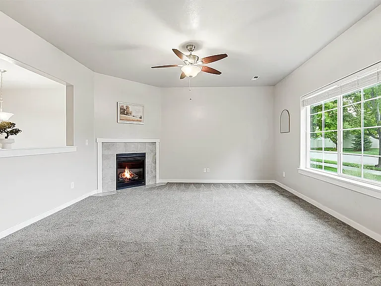 1814 W Heavy Timber Dr — Photo 9