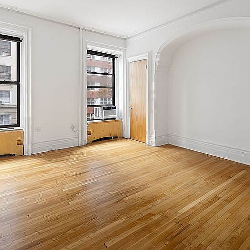 1st image of 155 E 37th St APT 3A