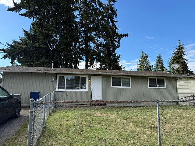 30521 2nd Ave SW