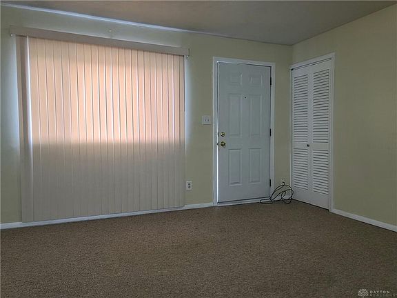 3rd image of 4749 Vanguard Ave