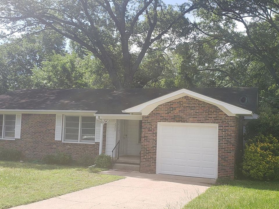 1st image of 2222 Glenbrook Dr
