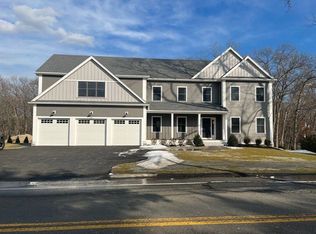 581 Lowell St, Lexington, MA 02420