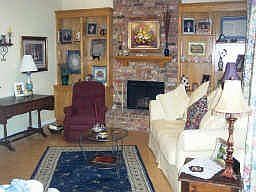 4th image of 3911 E Valley Dr