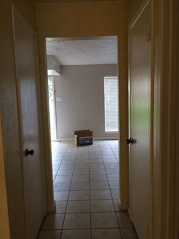 2nd image of 49 W Townhouse Ln #18